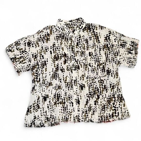 Philosophy Women’s Blouse Size L Animal Print Button Front Short Sleeve - Picture 1 of 6